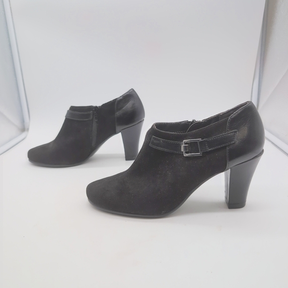 AEROSOLES Black Sz 7.5 Heeled Boots with Sophisticated Design - Picture 4 of 10
